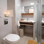 New! Sea View - Beachfront Living In Cannes, Boulevard Du Midi - Nouveau! Vue Mer, Face à La Plage, Les Pieds Dans L'eau Cannes