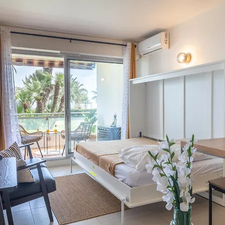 Sea View - Beachfront Living In Cannes, Boulevard Du Midi - Vue Mer, Face A La Plage, Les Pieds Dans L'eau, Parking 아파트 칸느